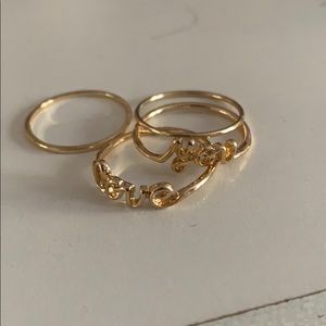 4 gold rings